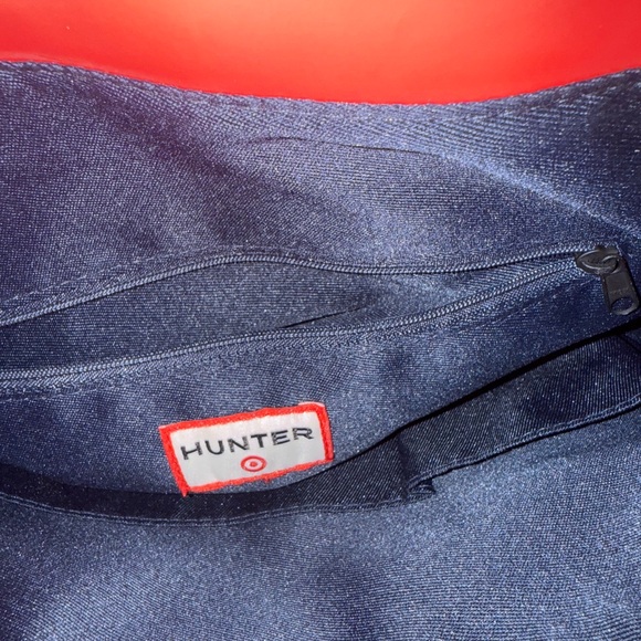 Hunter Bold Red Backpack - Picture 13 of 15